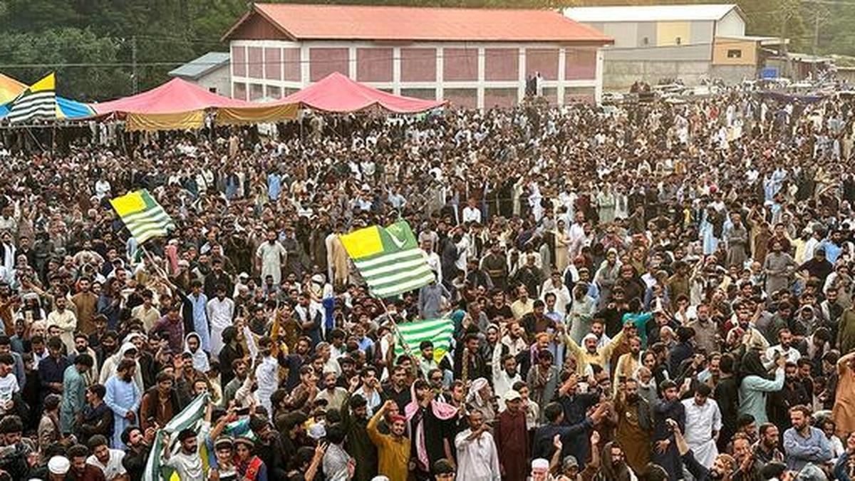Pakistan Keşmir'inde Çatışmalar: 9 Ölü