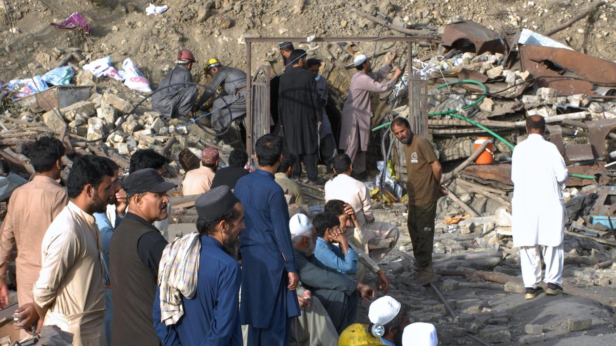 Pakistan'da kömür madeninde grizu patlaması: En az 34 ölü