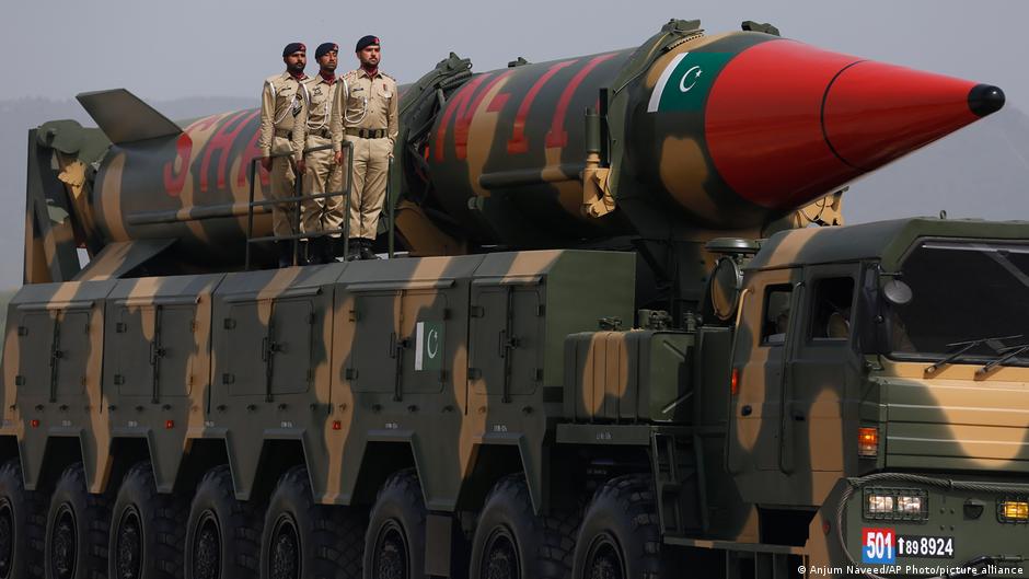 Pakistan, bölgesel gerginlikler ortasında savunma harcamalarını artırdı