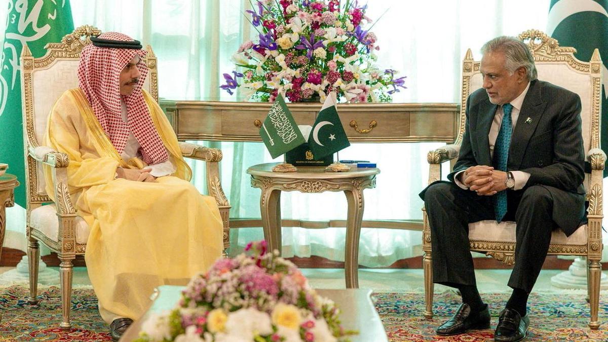 Pakistan ve Suudi Arabistan’dan Batı Asya Gerilimine Ortak Endişe