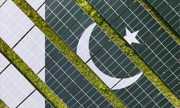 Pakistan'da Güneş Enerjisi Devrimi: Nükleer Gücü Geride Bıraktı