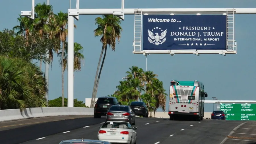 Palm Beach Havaalanı Artık Trump Uluslararası: İşte Detaylar