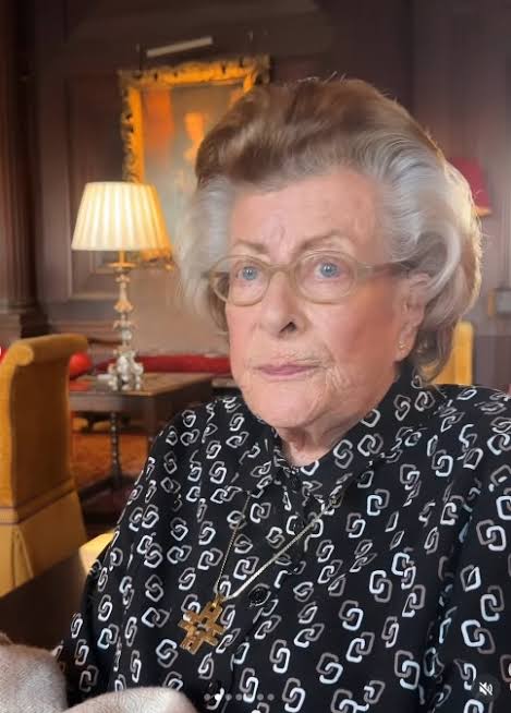 Kraliçe II. Elizabeth'in Nedimesi Pamela Hicks 97 Yaşında Vefat Etti