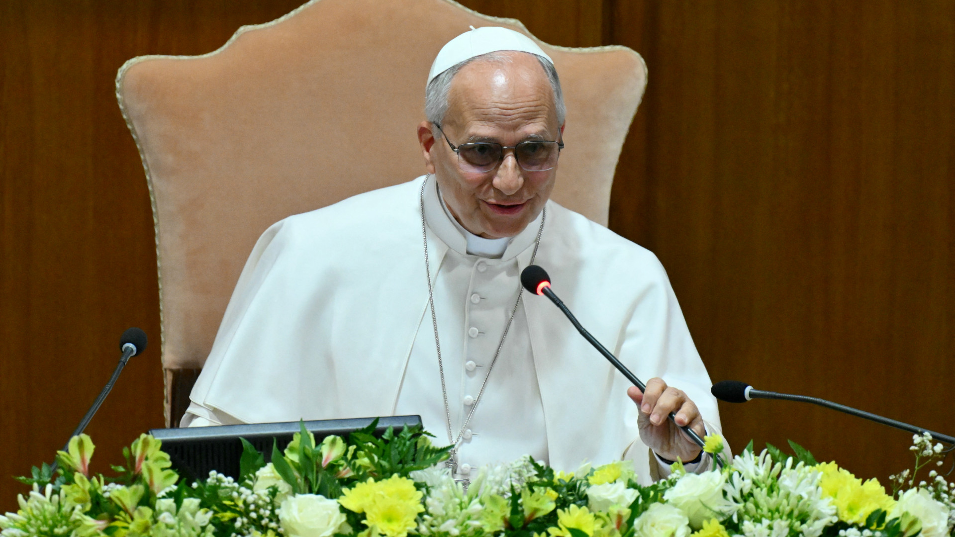 Papa XIV. Leo'ya göre yapay zeka silahsızlandırılmalı, geliştiriciler ise yarışı kazanmak istiyor