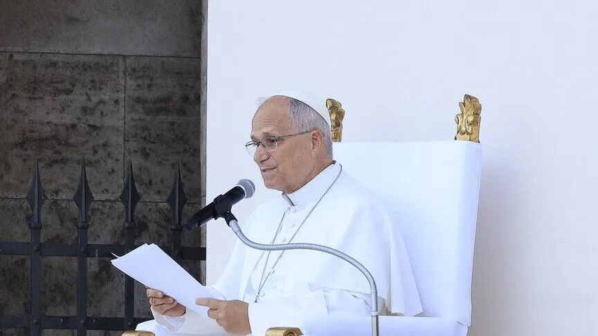 Papa'dan yapay zeka uyarısı: İnsanlığın rakibi değil, kamu yararının hizmetkarı olmalı