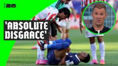 Paraguay 'rezil' oynadı: Fransa'ya taktik faullerle direndiler