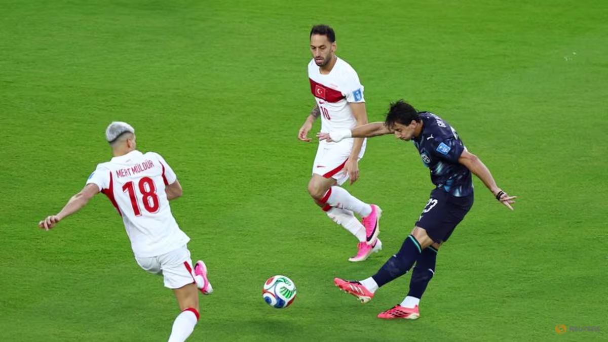 Paraguay 10 Kişi Kalmasına Rağmen Türkiye'yi 1-0 Yendi