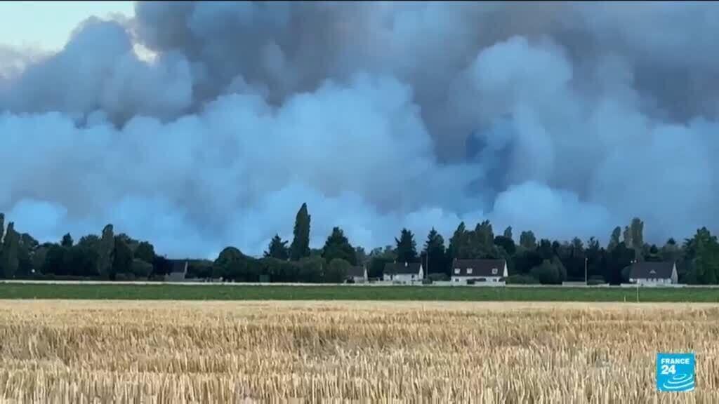 Paris yakınlarındaki Fontainebleau yangını kontrol altına alındı