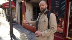 Paris'te protesto şiddeti: Yağmalanan dükkanlar ve hasar