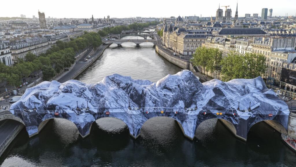 Paris'te Pont-Neuf Mağaraya Dönüştü: Fransa'dan Görüntüler