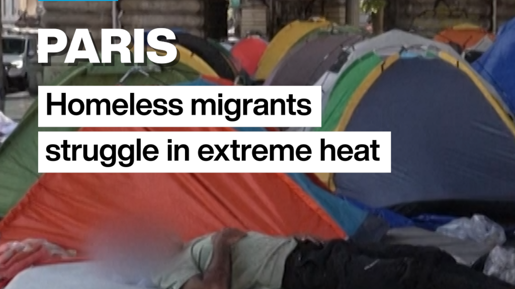 Paris’teki Evsiz Göçmenler Tarihi Sıcak Dalgasıyla Mücadele Ediyor