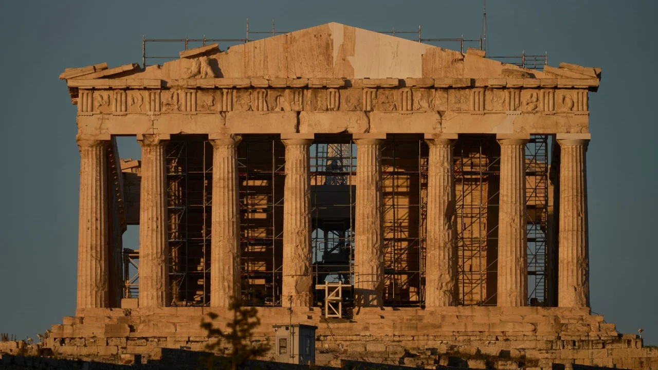 Parthenon 220 yıl sonra ilk kez tam cepheyle görülebilecek