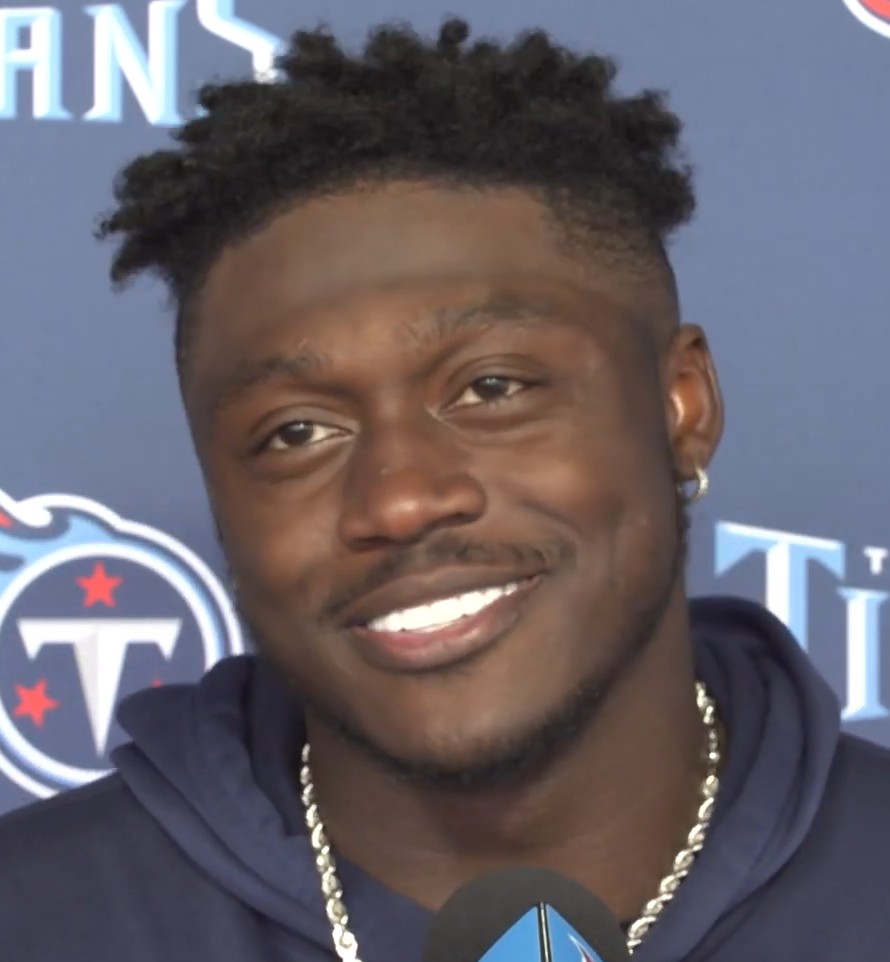 Patriots A.J. Brown'un Sezonunu Tehdit Eden Sakatlık Şoku