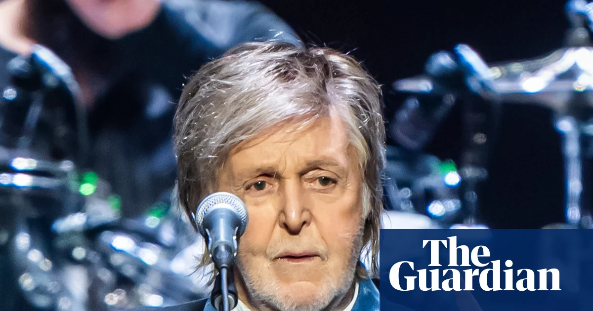 Paul McCartney, Taylor Swift'in düğününde 60 yıl sonra ilk kez 'I Want to Hold Your Hand' seslendirdi