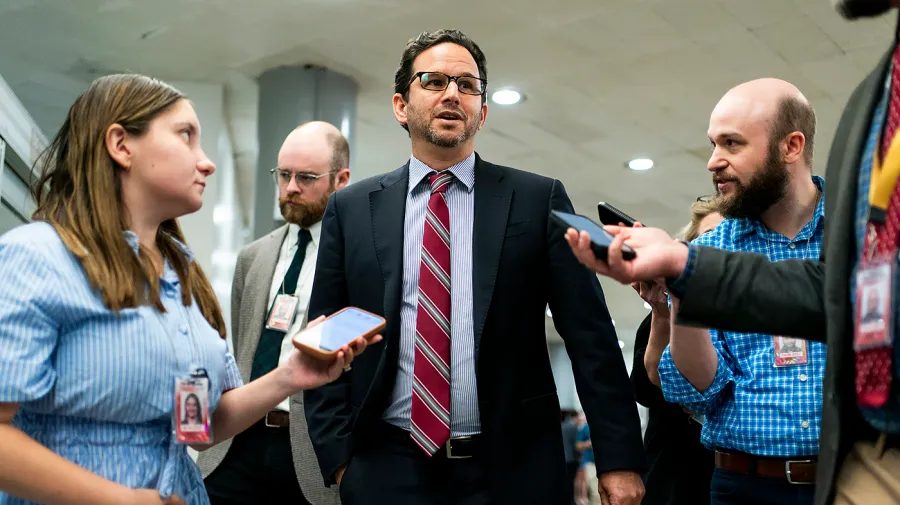 Pentagon'a Basın Kısıtlamalarına Senato Tepkisi