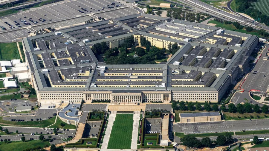 Pentagon'dan Raytheon'a 6,3 milyar dolarlık füze savunma anlaşması