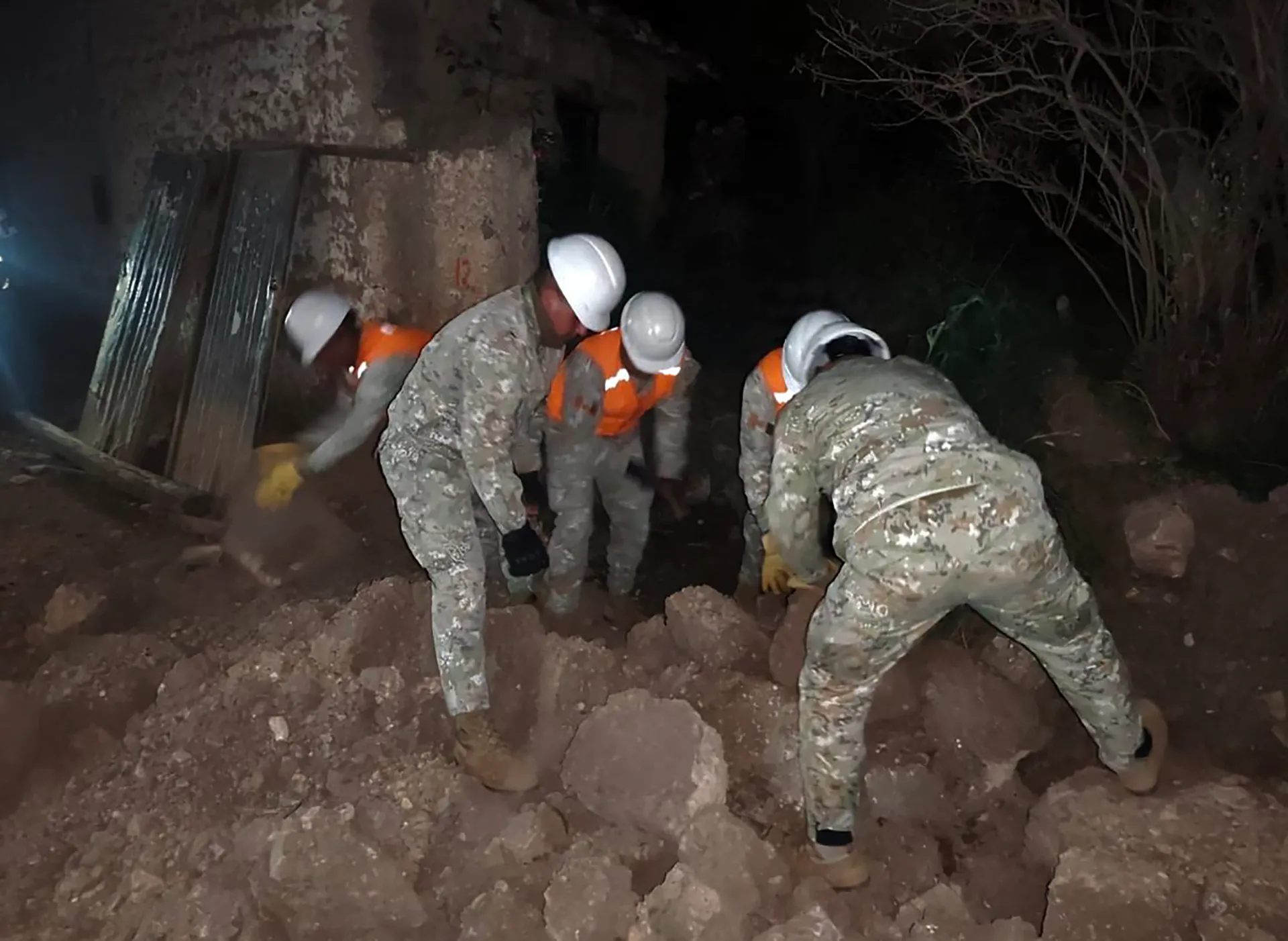 Peru’da Çifte Deprem: En Az 5 Ölü