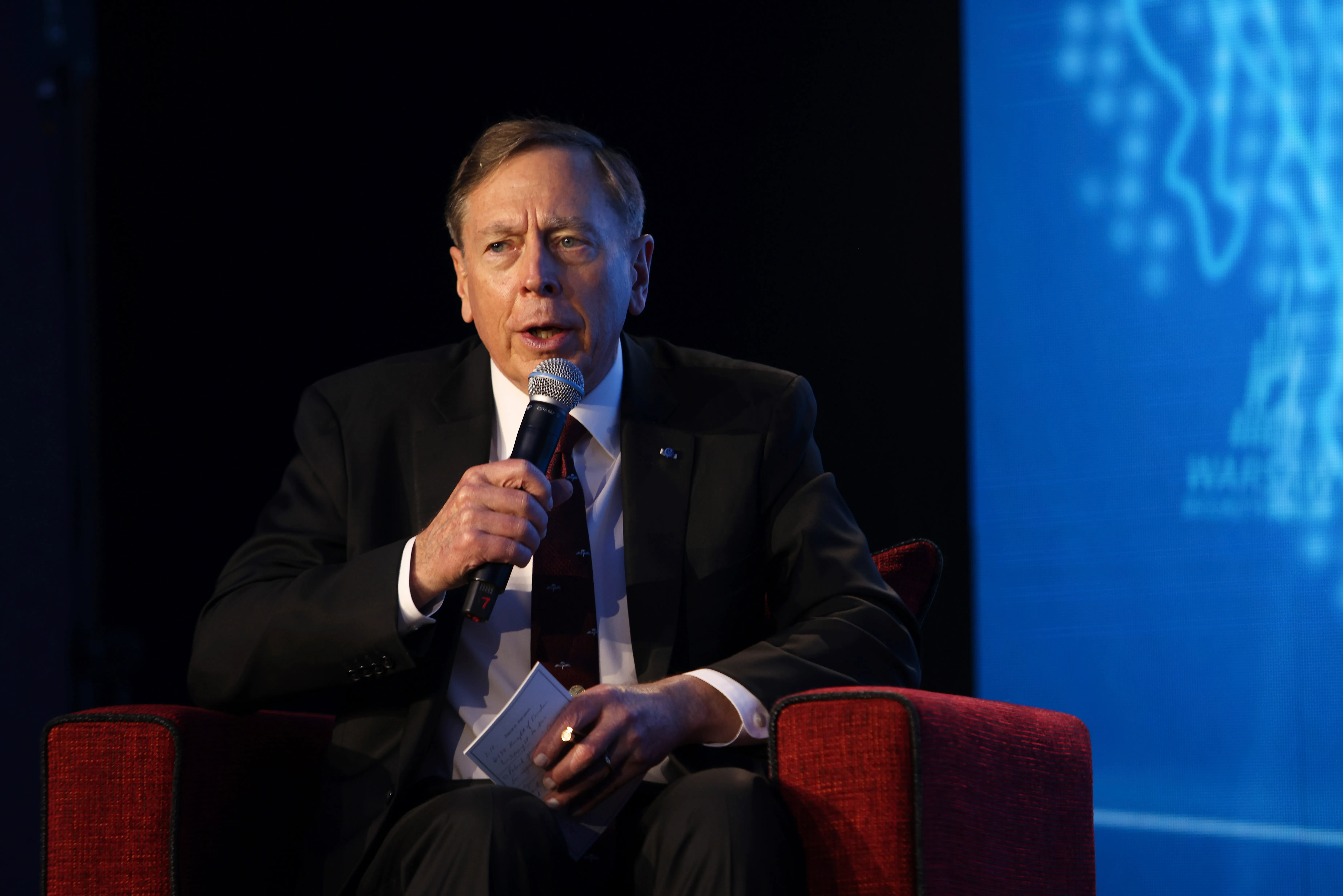 Petraeus: ABD ordusu modern savaşa hazır değil, acil reform şart