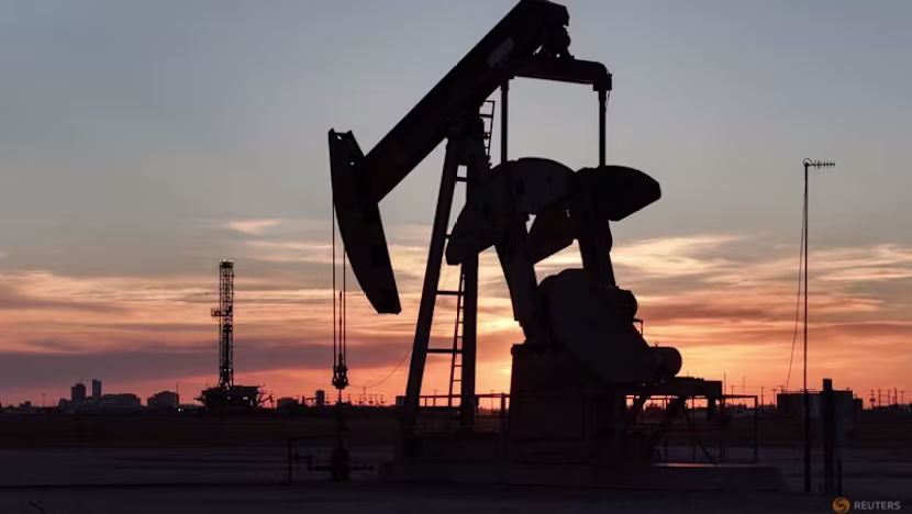 Petrol fiyatları Orta Doğu gerilimiyle altı haftanın zirvesinde