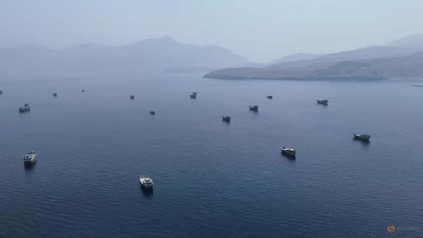 Petrol, İran'ın Hürmüz'ü 7 Gün İçinde Açabileceği Haberleriyle %1 Düştü