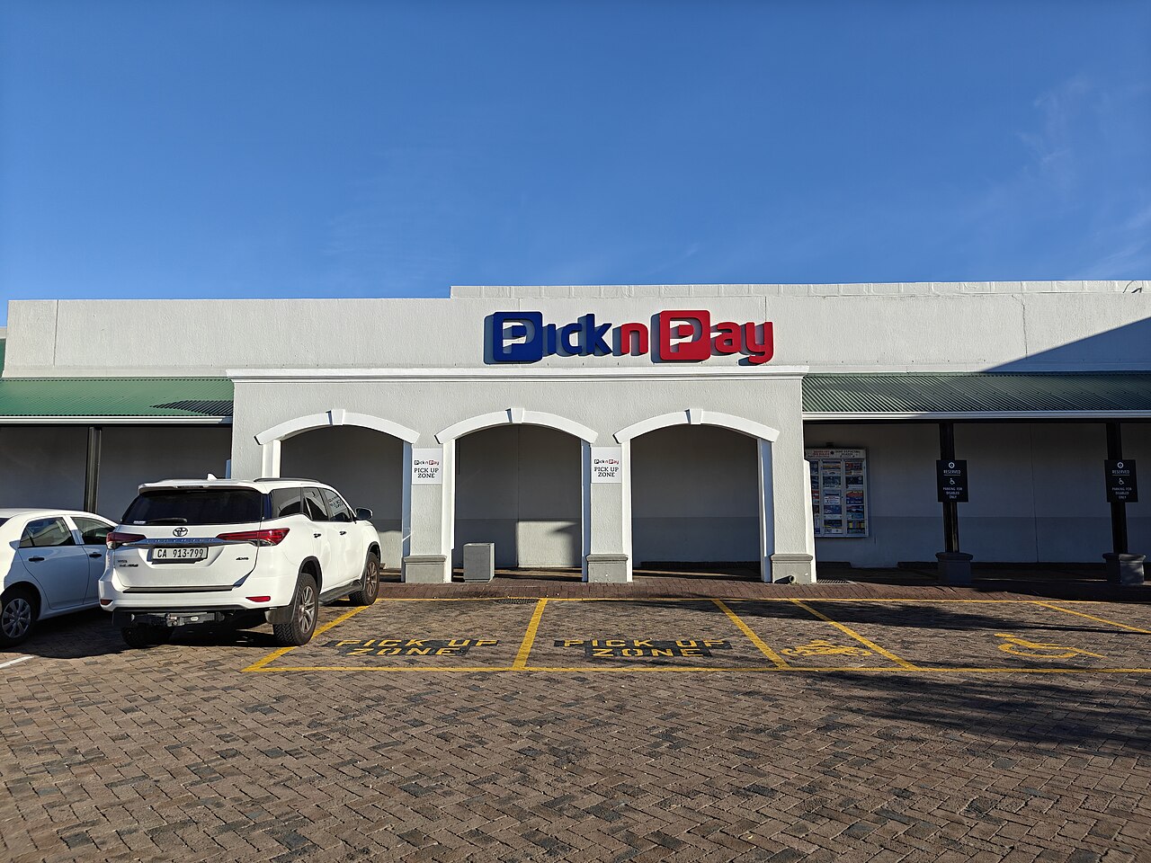 Pick n Pay, Woolworths Eski Yöneticisi Sonn'u CEO Atadı