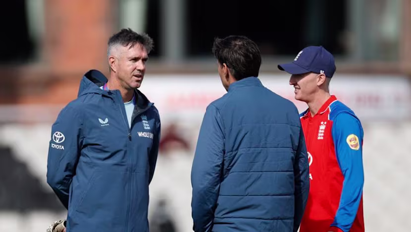 Pietersen İngiltere'ye spin dersleri veriyor