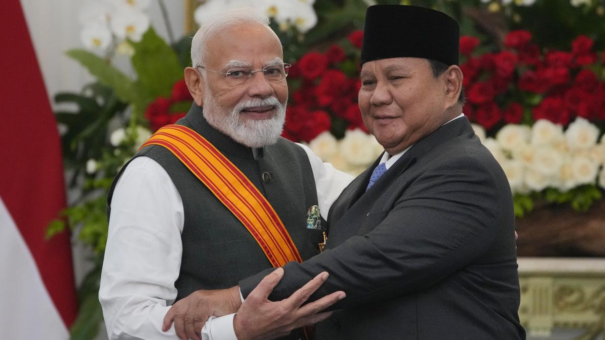 PM Modi'nin 35. Uluslararası Nişanı: Endonezya'dan En Yüksek Onur