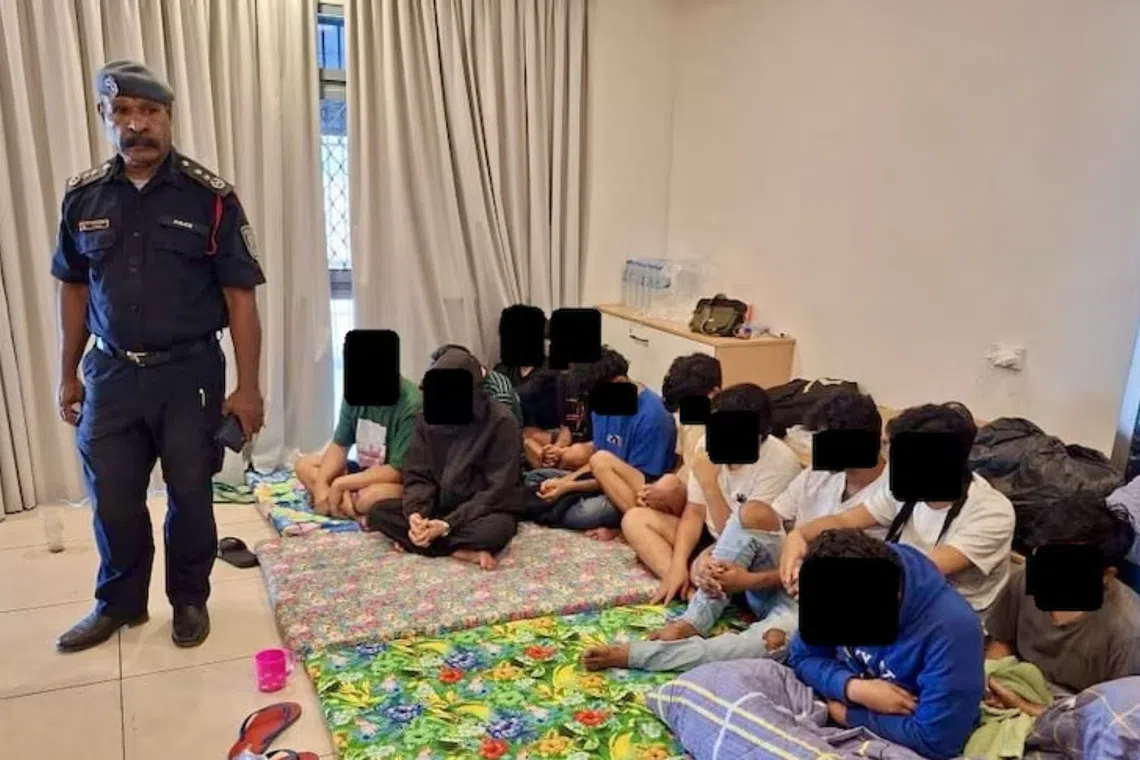 PNG'de İnsan Kaçakçılığı Çetesi Çökertildi: 39 Endonezyalı Kurtarıldı