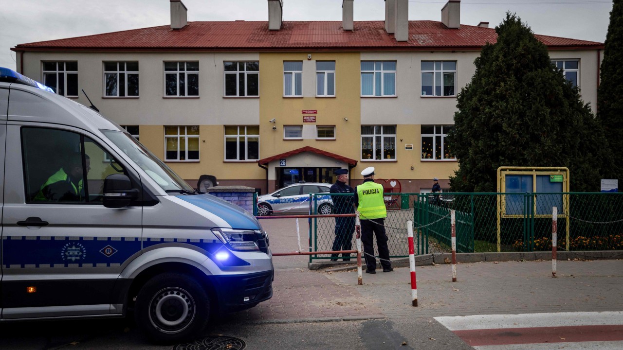 Polonya'da Okul Saldırılarının Ardından 76 Gözaltı, 50 Bin Okul Denetlendi