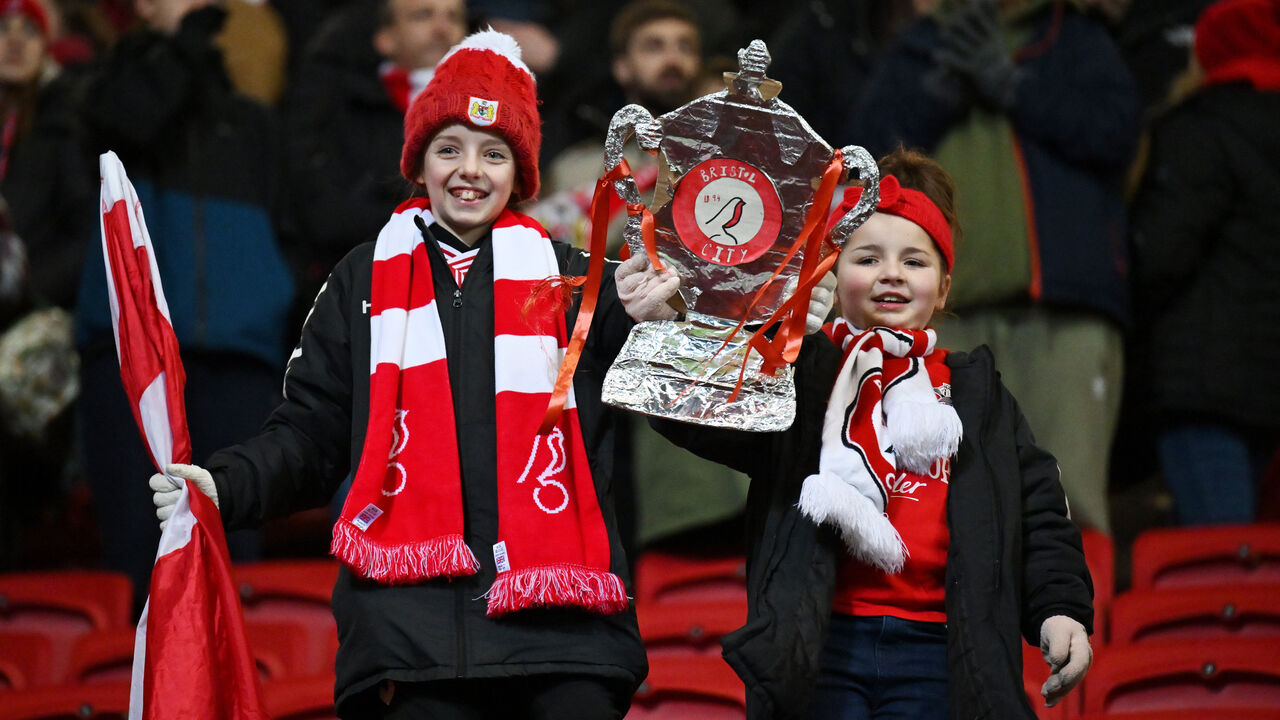 Premier Lig dışında futbol seyircisi neden artıyor