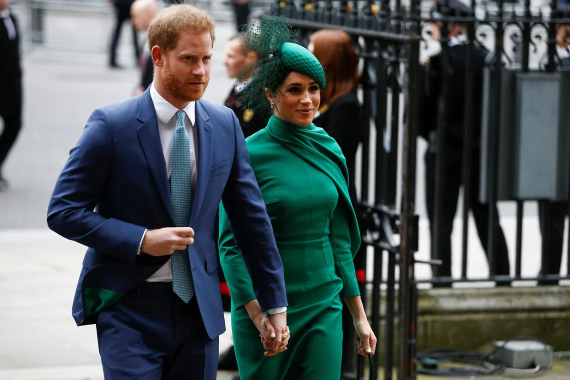 Prens Harry ve Meghan İngiltere'ye Dönüyor