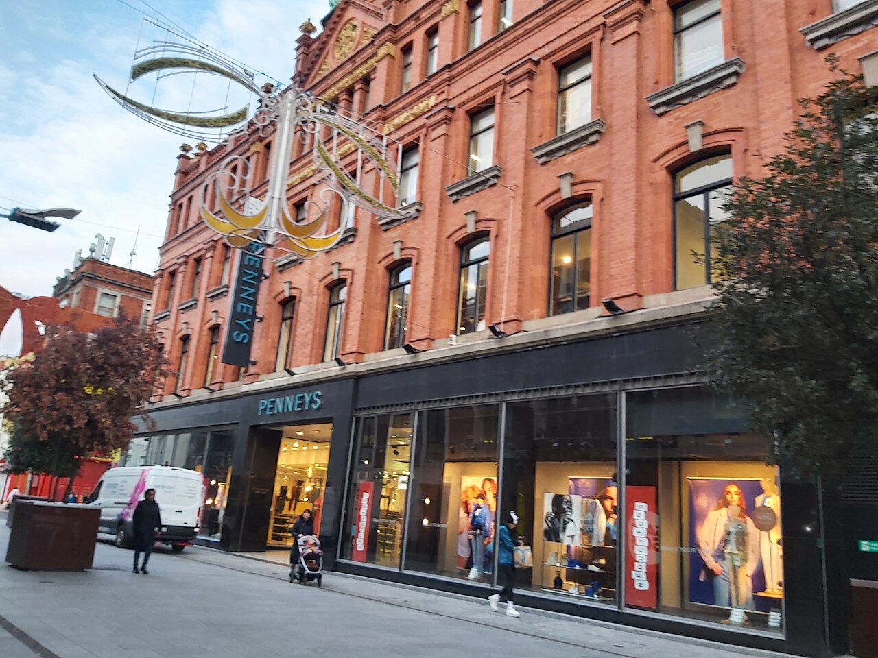 Primark’ın Satışları Düştü, AB Foods’tan Ayrılık Kapıda