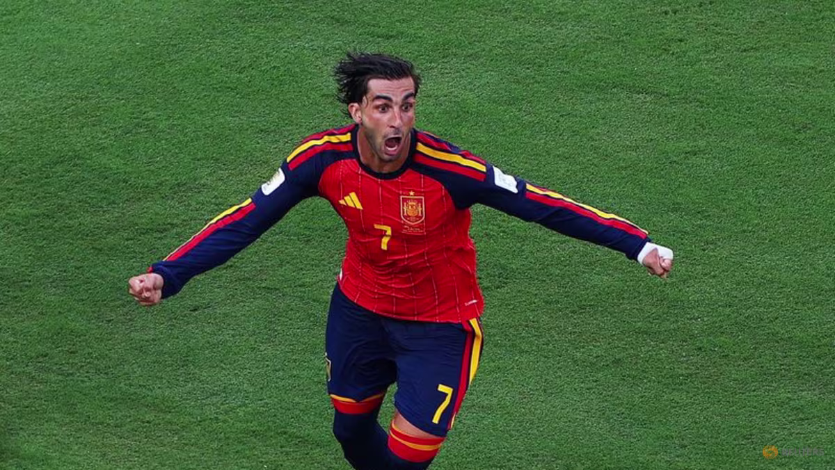 PSG, Barcelona'nın Yıldızı Torres'i Transfer Etti