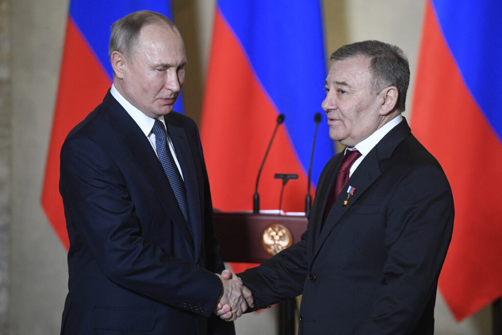 Putin'in Favori Sporu Uluslararası Yarışmalara Kapıyı Araladı