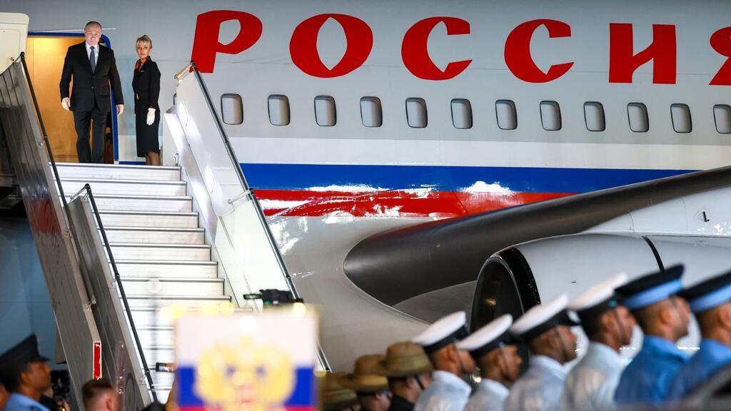 Putin, Savaş Gölgesinde BRICS Zirvesi İçin Hindistan'da