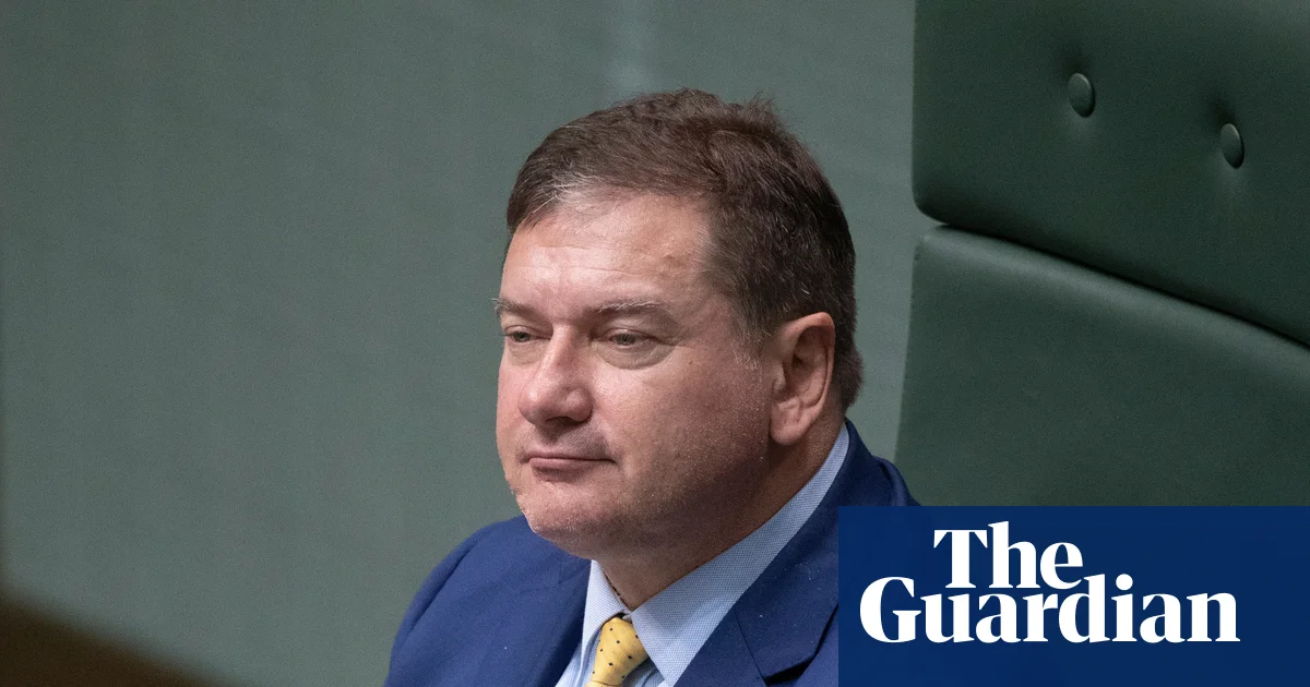 Queensland Milletvekili 'Beyaz Adamlar Hızlı Koşar' Paylaşımıyla Tartışma Yarattı