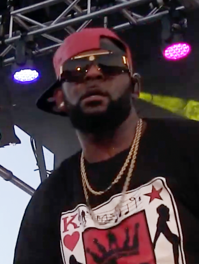 R. Kelly'den Trump'a cinsel suçlardan af başvurusu