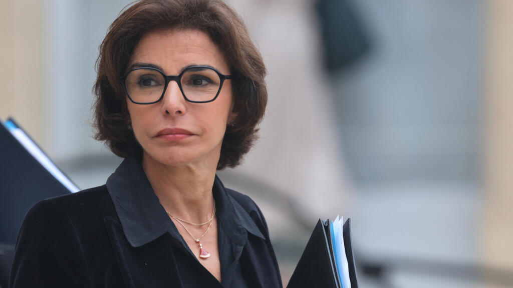 Rachida Dati Paris'te yolsuzluk davasında hakim karşısında