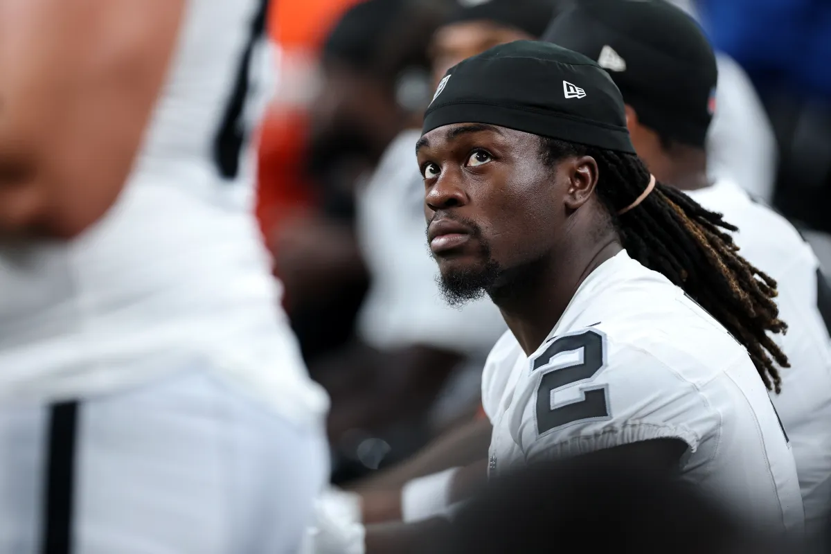 Raiders Koçu Kubiak, Jeanty'nin Hafta 1 Durumu Hakkında Konuştu
