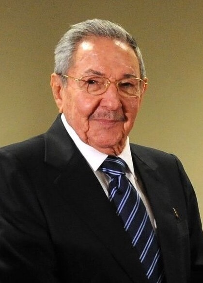 Raul Castro, 3,5 ay sonra ilk kez kameralar önünde