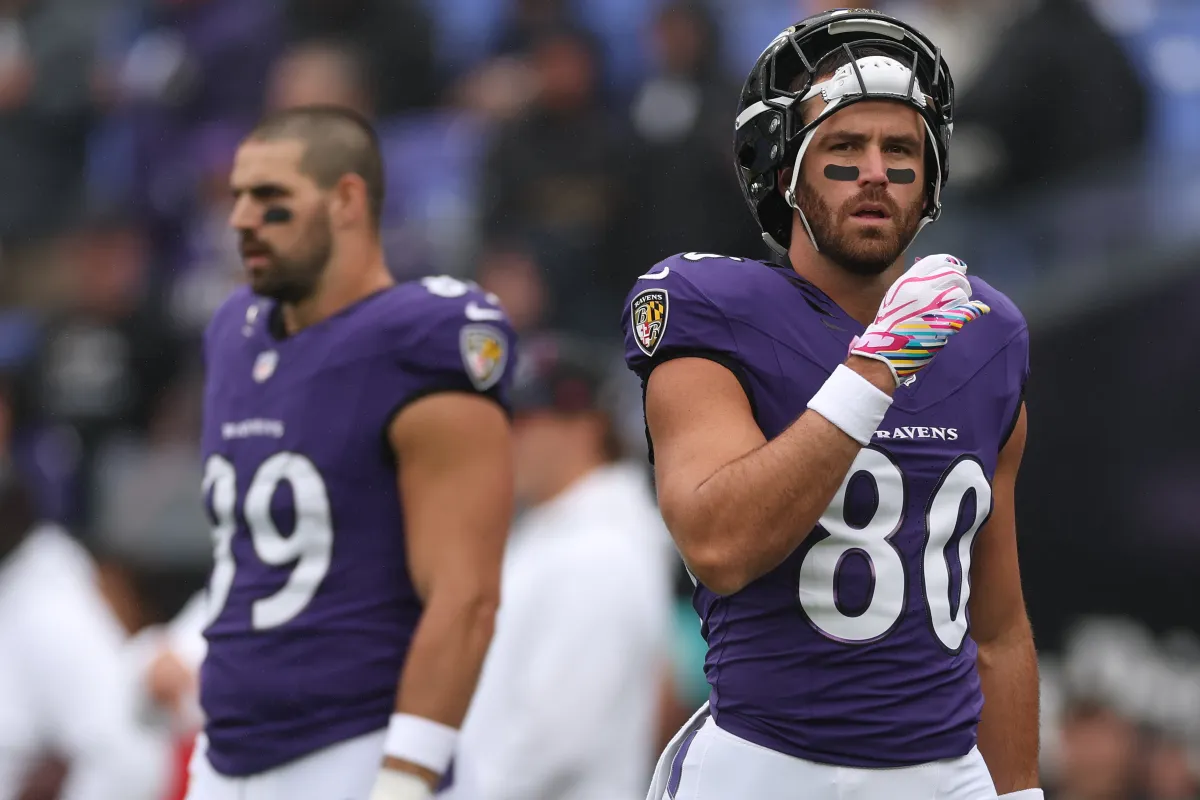 Ravens'ın Yıldız TE'si Smythe Sezonu Kapattı