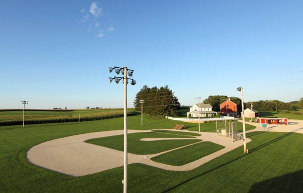 Red Sox ve Royals, 2027 Field of Dreams Maçında Karşılaşacak