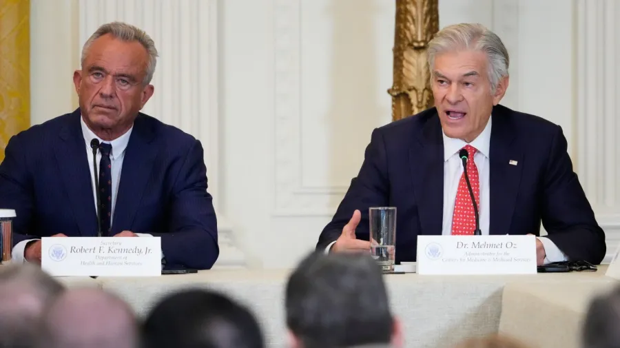 RFK Jr. ve Mehmet Öz sağlıkta dolandırıcılıkla mücadeleyi anlatıyor