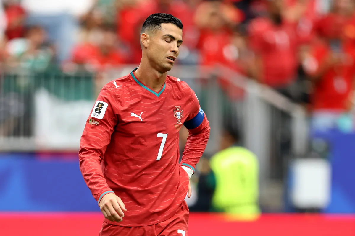 Roberto Martínez, Ronaldo'yu Savununca Eleştiri Oklarının Hedefi Oldu