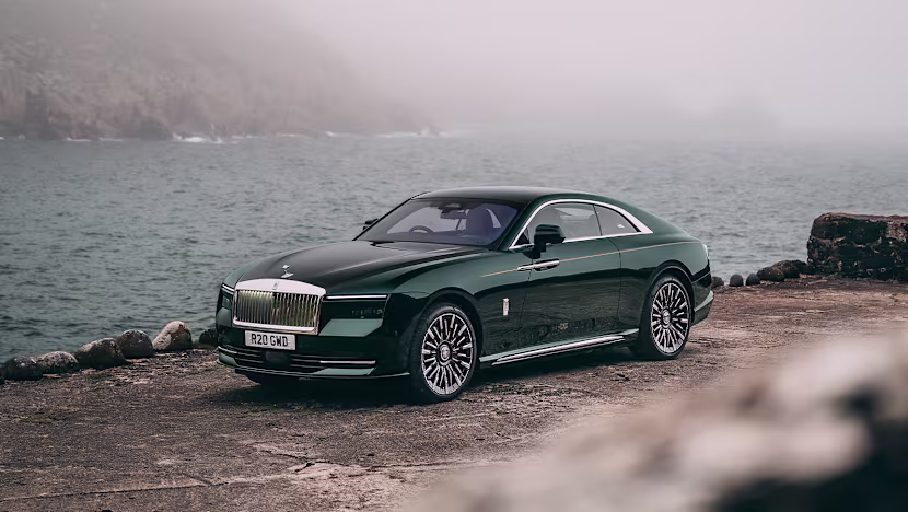 Rolls-Royce Spectre Series II: Elektrikli lüks coupe'de neler değişti