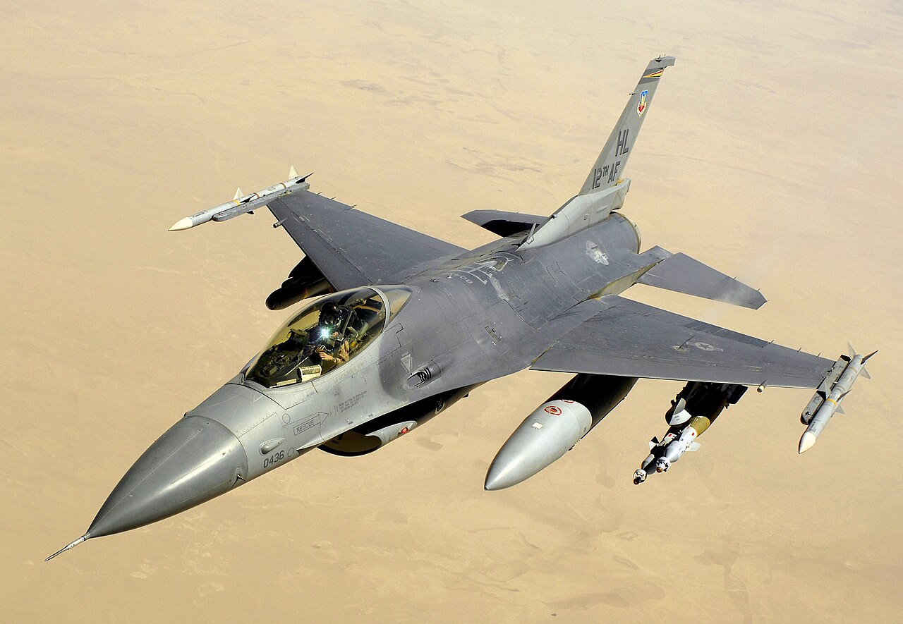 Romanya, F-16 ile NATO Hava Sahasında İHA Düşürdü