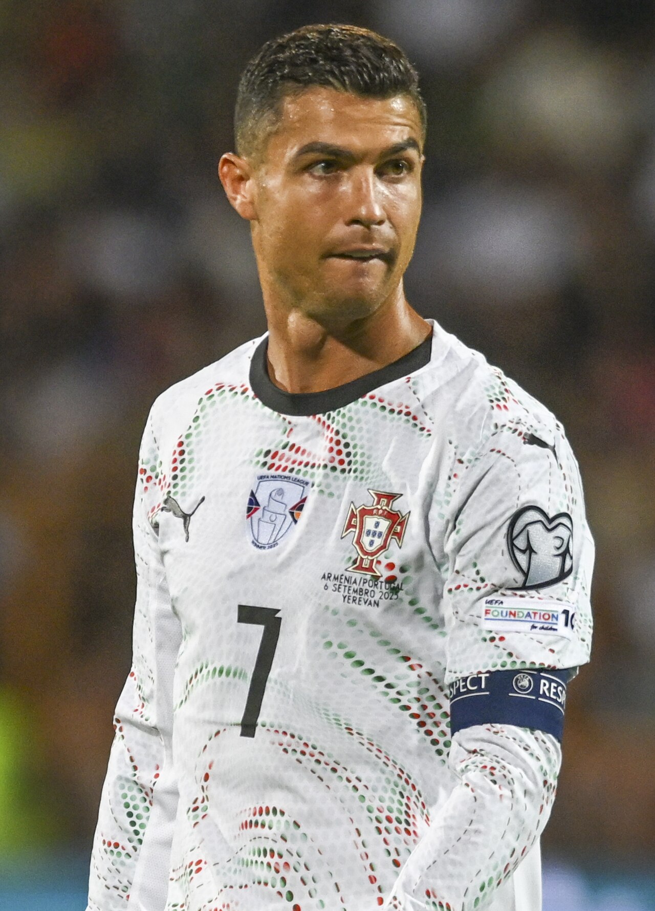Ronaldo 6. Dünya Kupası'nda Gol Atan İlk Oyuncu: Portekiz Özbekistan'ı 5-0 Yendi