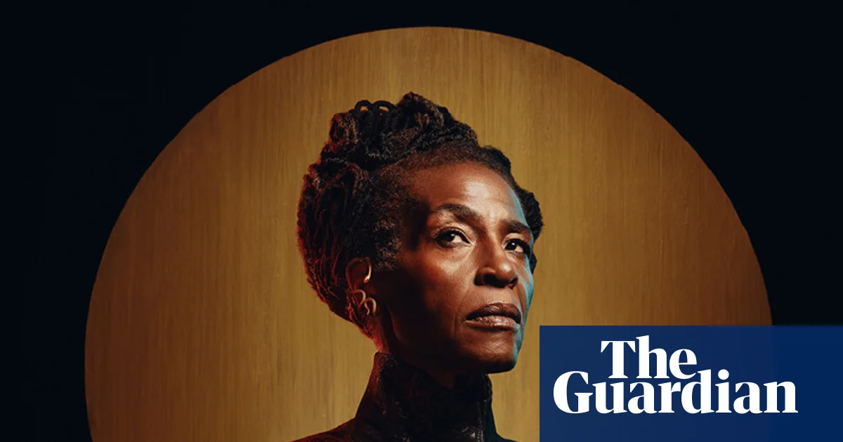 RSC'den Çığır Açan Othello: Sharon D Clarke Siyah Lezbiyen General Rolünde