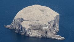 RSPB, 300 Yıl Sonra Bass Rock’ı Satın Aldı