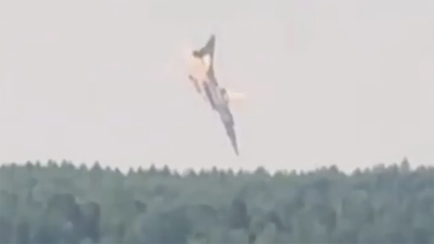 Rus Tu-22M3 Bombardıman Uçağı Düşüş Anı Görüntülendi
